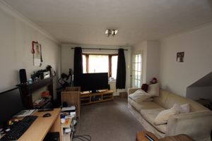 Living room- click for photo gallery